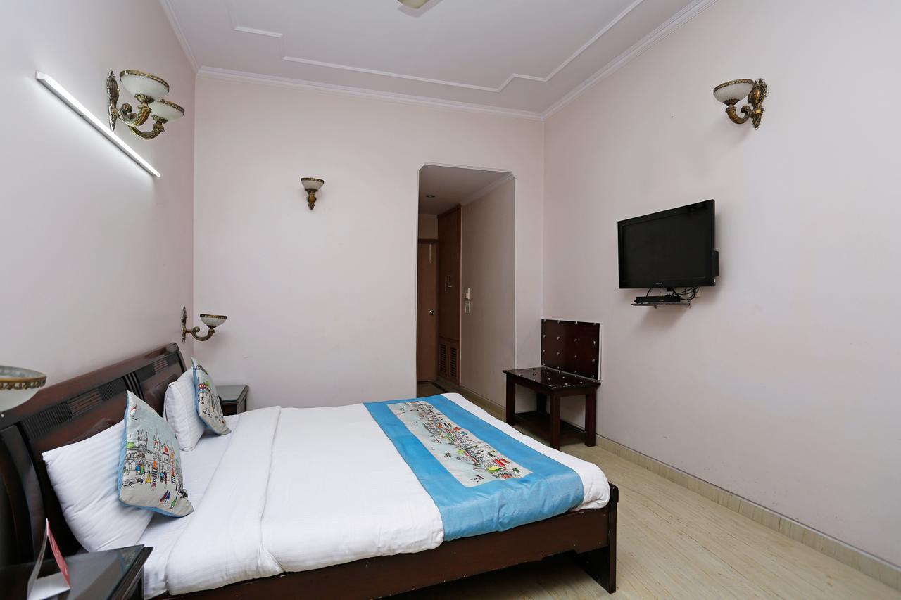 Oyo 5401 Hotel Mid Town New Delhi Eksteriør billede