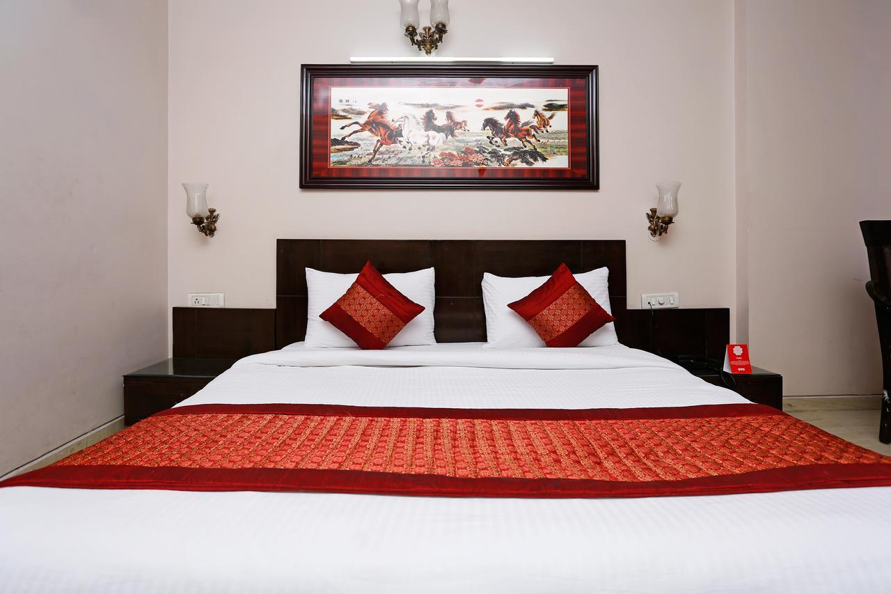 Oyo 5401 Hotel Mid Town New Delhi Eksteriør billede